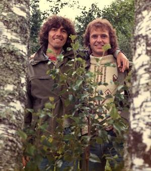 Gary Wright, right, stands next to his friend and musical collaborator George Harrison between two trees in the early 1970s (Wright and Harrison performed together a number of times, most famously on the former Beatle's "All Things Must Pass" LP)